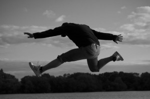 man_jumping_199598